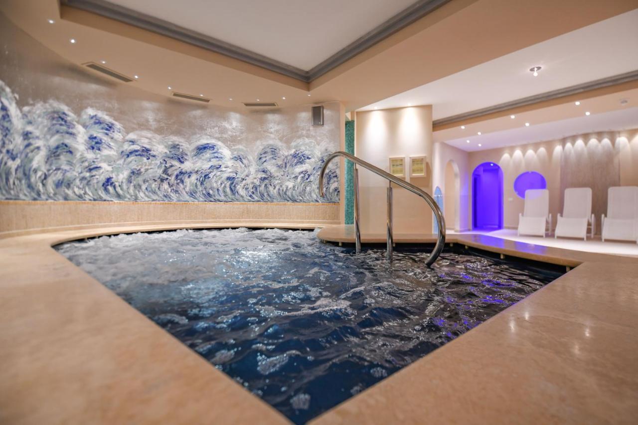 Hotel La Gardenia & Villa Oleandra Limone sul Garda Kültér fotó