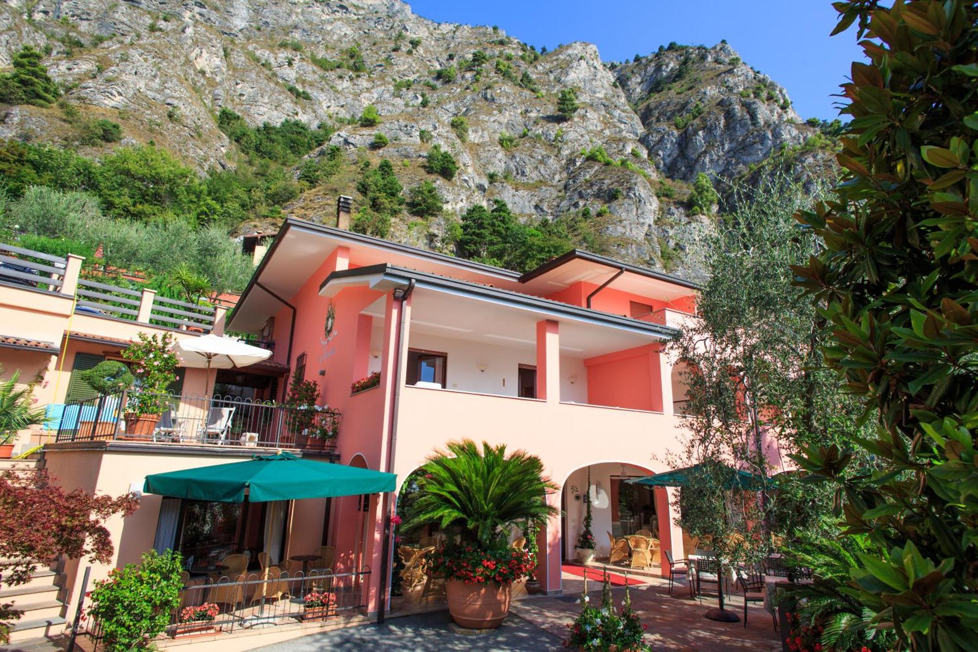 Hotel La Gardenia & Villa Oleandra Limone sul Garda Szoba fotó