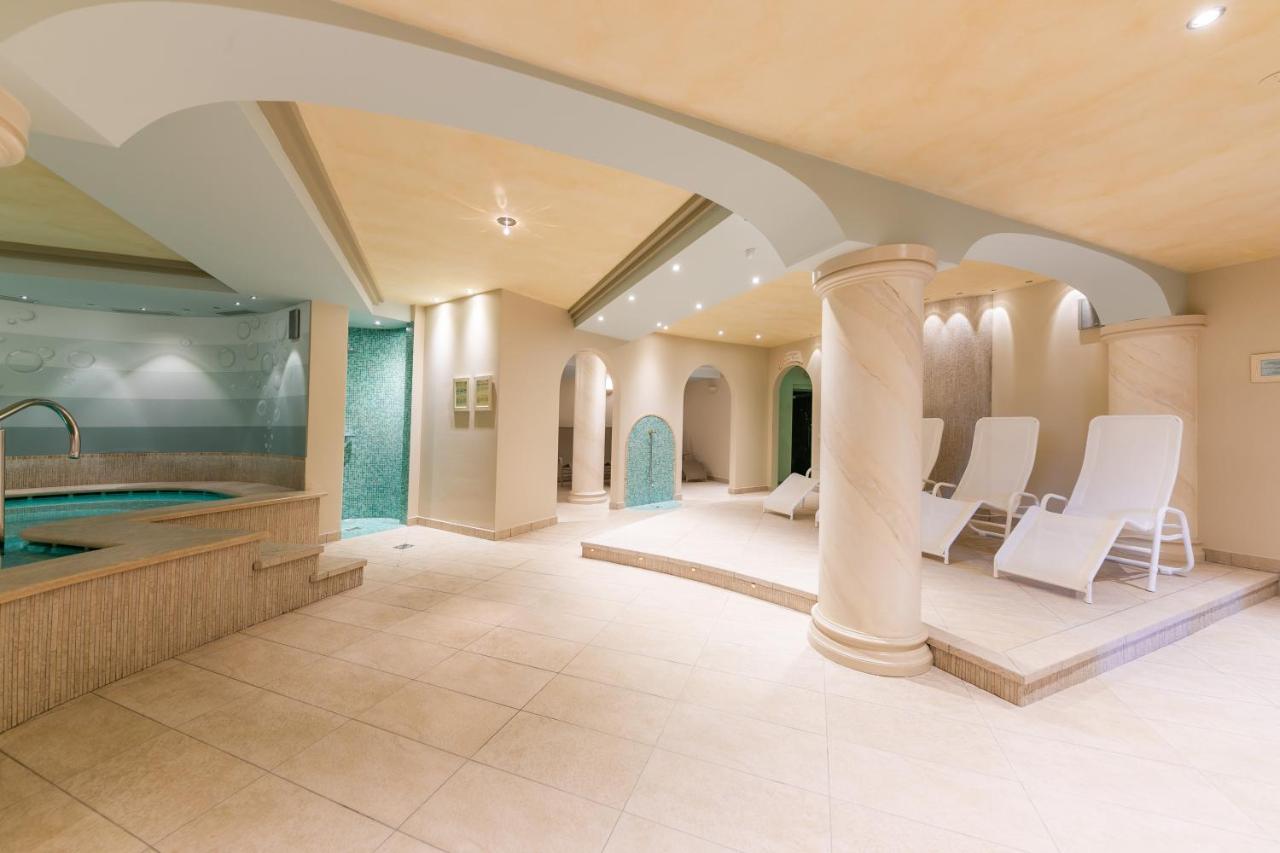 Hotel La Gardenia & Villa Oleandra Limone sul Garda Kültér fotó