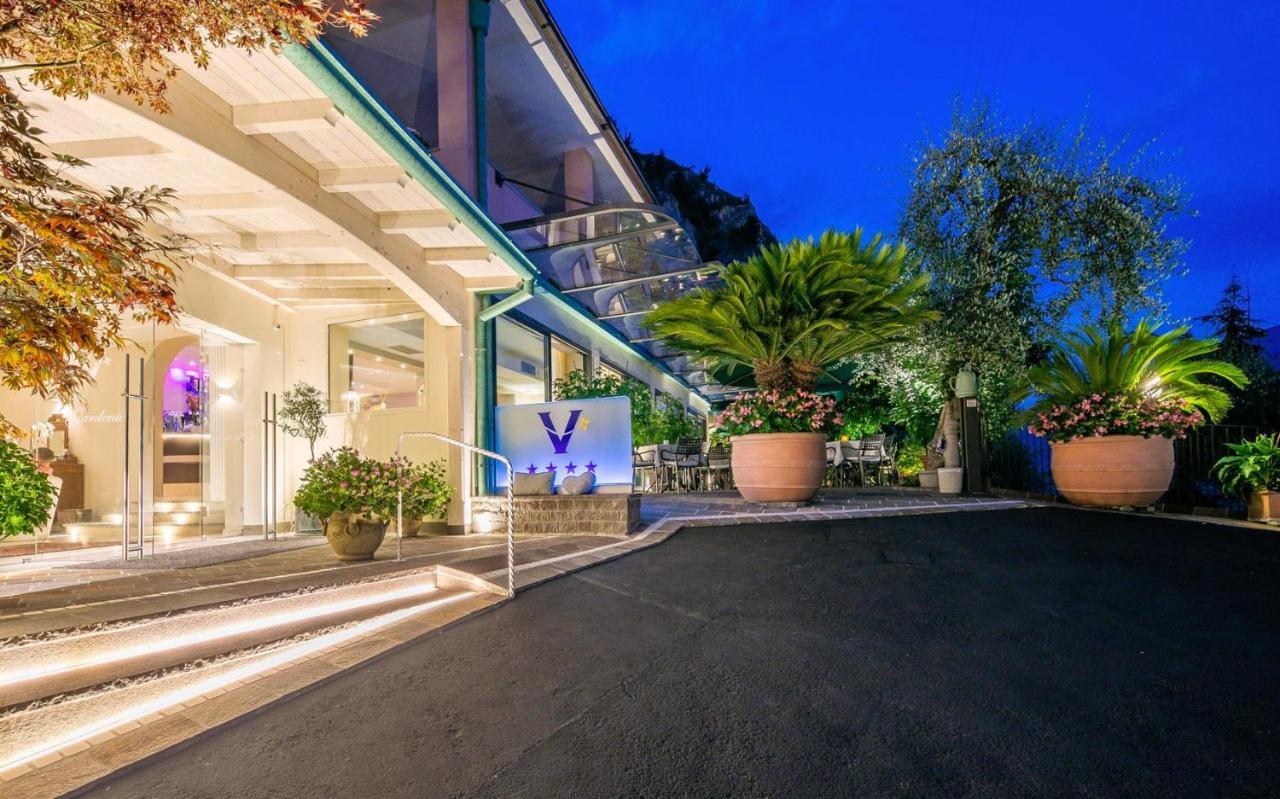 Hotel La Gardenia & Villa Oleandra Limone sul Garda Kültér fotó
