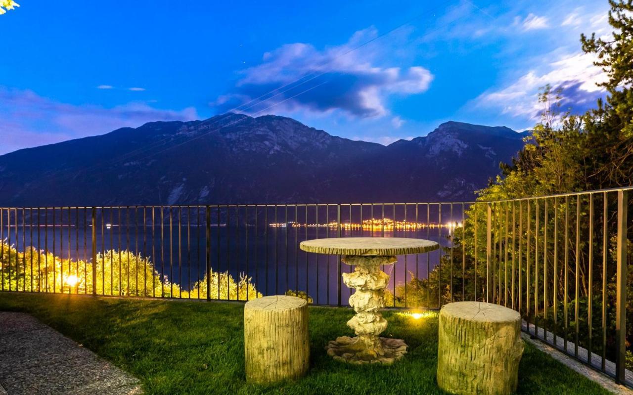 Hotel La Gardenia & Villa Oleandra Limone sul Garda Kültér fotó